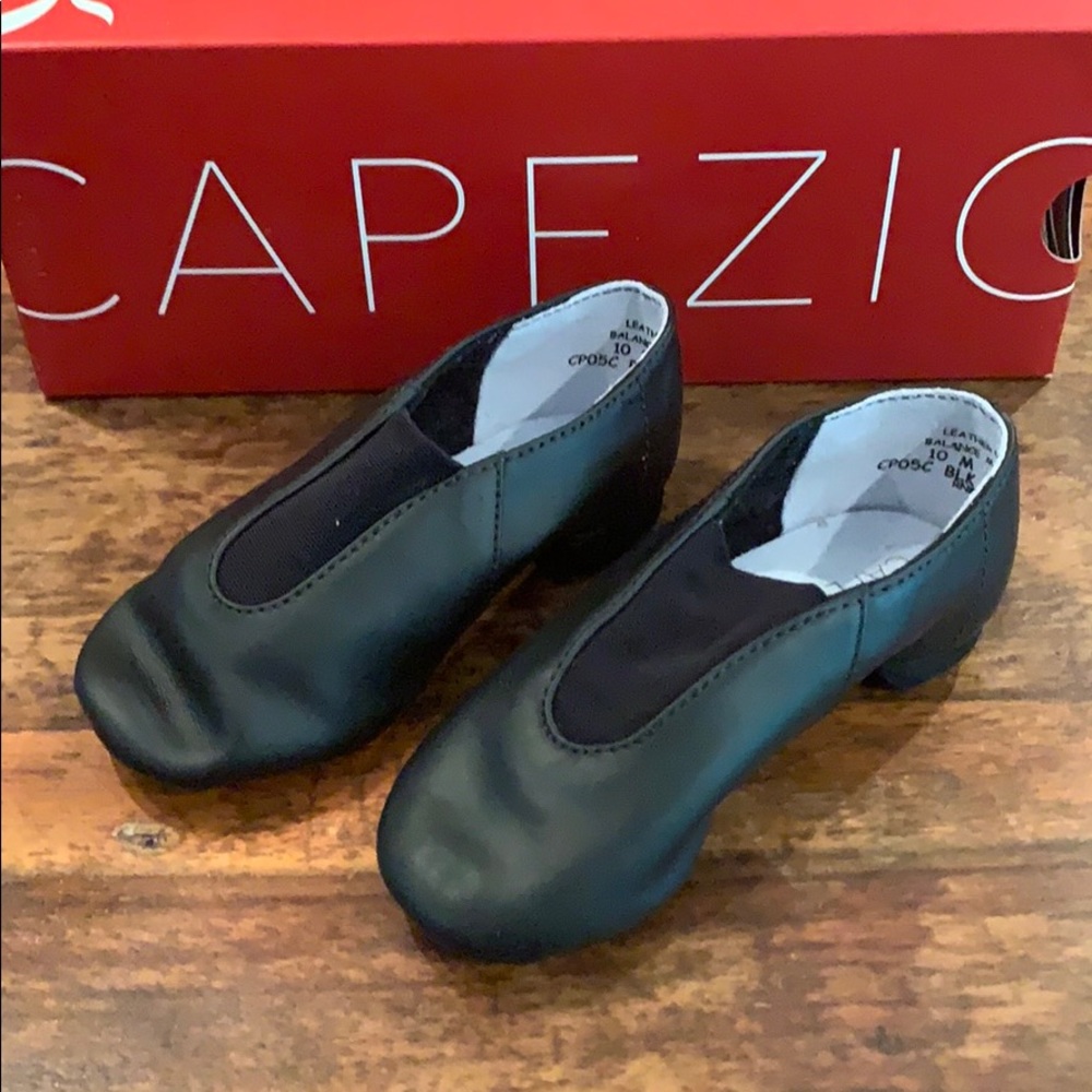 Capezio Show Stopper Jazz Shoes
